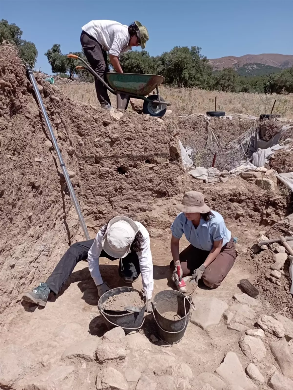 Gökçeada’da 8,800 Yıl Önceki İlk Yerleşik Topluluklar Keşfedildi