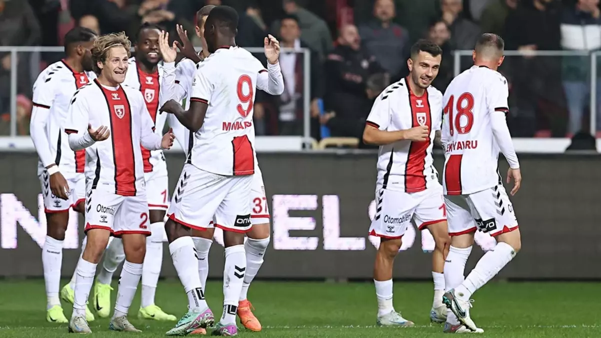 Samsunspor, Antalyaspor’u 2-0 yendi